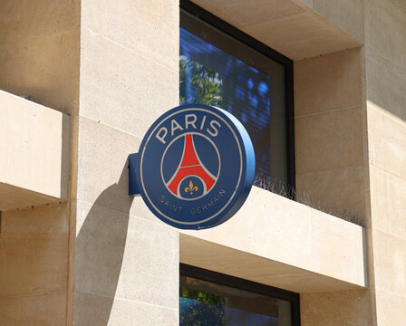 Official Paris Saint-Germain PSG logo banner store fan shop