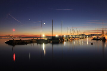 Nuit paisible sur le lac l&eacute;man