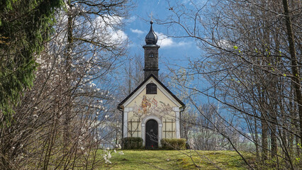 Naklejka premium Florianskapelle auf dem Florianiberg in Oberaudorf