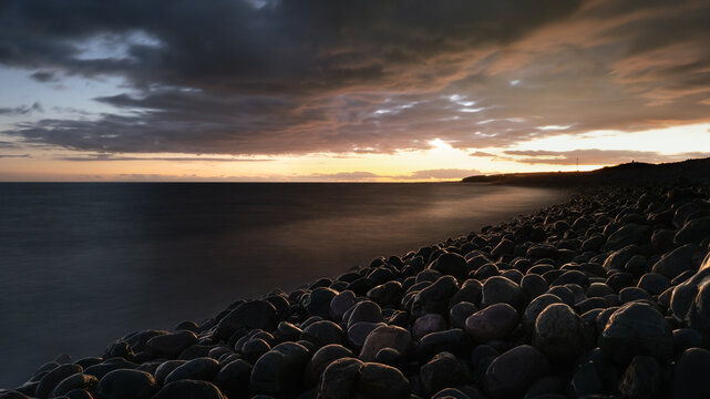 sassi al tramonto