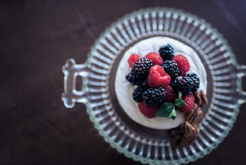 brie with berries
