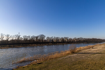 Obraz premium Oder River, Poland, spring landscape