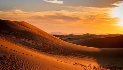 Fototapete Rund 長い影と黄金色に染まる砂漠の風景を夕日の中で撮影したパノラマ © EASY103