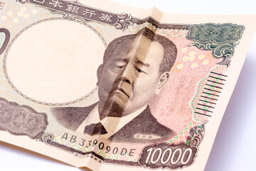悲しい・泣く　新一万円札
