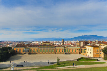 Fototapeta premium View of Florence, Tuscany, Italy. In the foreground the Boboli Gardens and Pitti Palace ( Italian: Giardino dei Boboli e Palazzo Pitti )