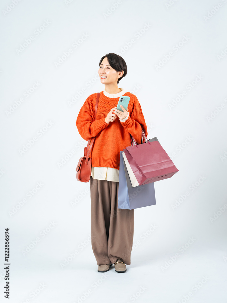 Poster ショッピング、買い物、女性、スマホ、セール、特売、タイムセール、ブラックフライデー、通販、全身、ミドルエイジ、主婦、ママ、バッグ、アウトレット、安売り、キャンペーン、サイバーマンデー、初売り、感謝祭、クリアランス、フェア、在庫処分、お得、爆買い、紙袋、ブランド、アパレル、スマートフォン、インターネット、オンライン、web、GPS、口コミ、クチコミ、レビュー、位置情報、ナビ、道案内、旅行、観光、笑顔
