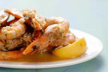 spanish garlic shrimp tapas