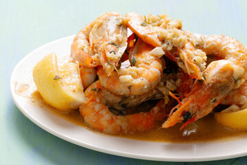 spanish garlic shrimp tapas