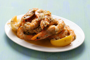 spanish garlic shrimp tapas