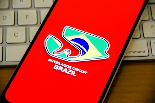 Circuito de Interlagos - O Aut&oacute;dromo Jos&eacute; Carlos Pace &eacute; um aut&oacute;dromo municipal localizado no distrito de Cidade Dutra, na cidade de S&atilde;o Paulo.