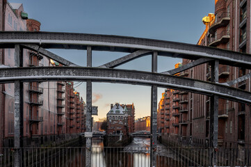 Naklejka premium Letztes Licht in der Hamburger Speicherstadt im Winter