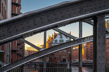 Letztes Licht in der Hamburger Speicherstadt im Winter