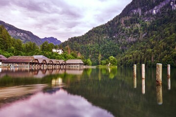 Obraz premium Boathouses on Lake Konigssee