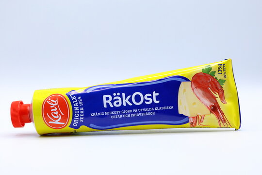 Creme cheese with shrimps in a tube. Called R&auml;kost. From Kavli. Swedish text and food. 