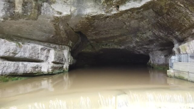 Source de la Loue, spring of river Loue, Ouhans, Doubs, Franche-Comte, France