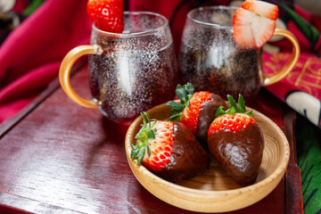 chocolate covered strawberries and red wine