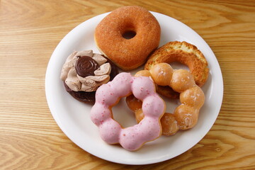 おいしいドーナツいっぱい