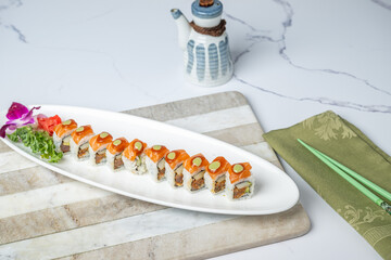 thai asian sushi food