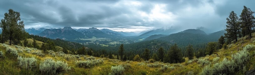 Fototapeta premium A beautiful mountain range with a cloudy sky