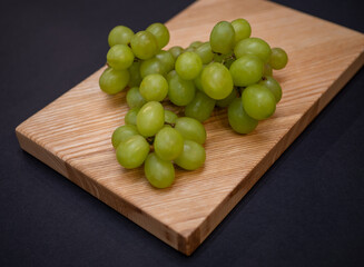 White grapes are an excellent source of micronutrients such as copper, iron and manganese, all of which are important in bone formation and strength.