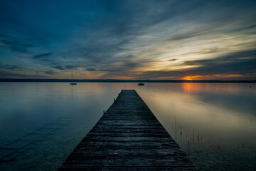 Fototapeta premium Sonnenuntergang am Ammersee
