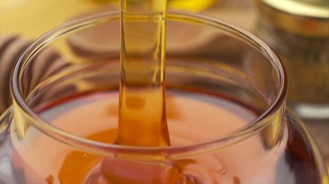 Pouring honey, concept video for commercial