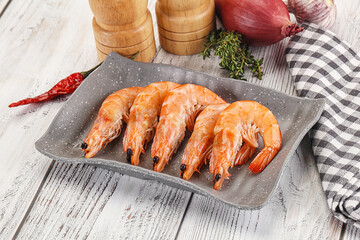 Gurmet king prawn in the bowl