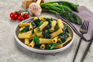 Italian cuisine - tortiglioni with spinach