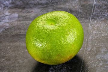 Green ripe fruit sweetie citrus