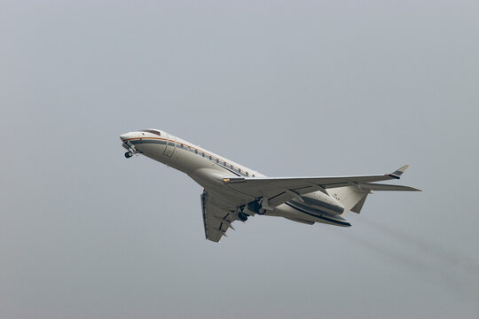 N-726AF Bombardier Global 6000 jet in Zurich in Switzerland 19.1.2025