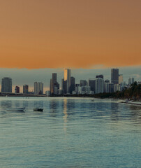 Fototapeta premium magical miami views city skyline at sunset