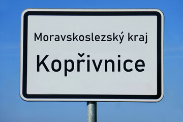 Obraz premium Ortsschild Moravskoslezský kraj Kopřivnice