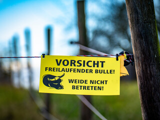 Vorsicht freilaufende Tiere