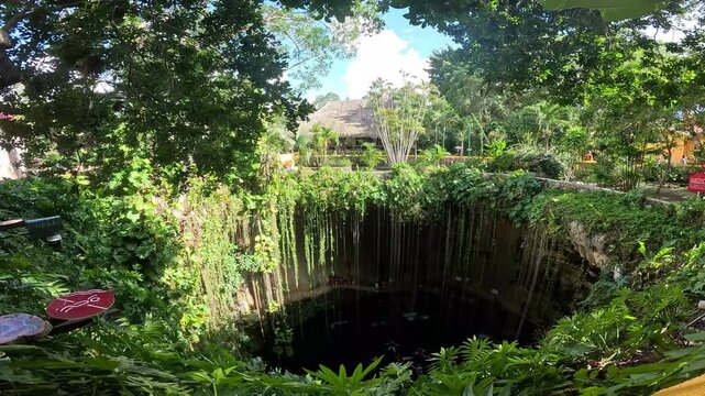 Ik Kil Cenote in Yucatan (Mexico)