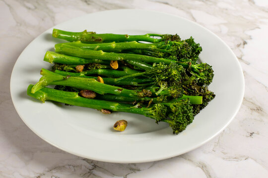 Top view of a plate with broccolini