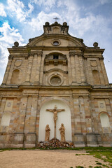 Fototapeta premium A Beautiful and Majestic Historic Church Standing Proudly Under an Expansive Blue Sky