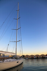 puerto deportivo de gandia con velero atardecer rio serpis valencia lonjas venecia  4M0A6781-as25