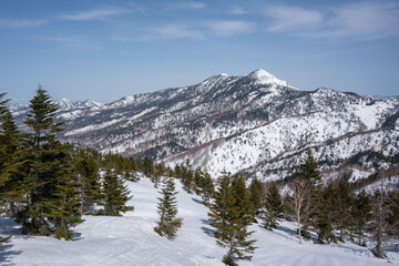 冬の志賀高原　岩菅山