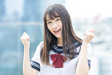 応援する女子高生