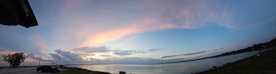 Fototapeta premium beautiful sky, sunrise at beach