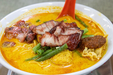 Delicious curry noodle or Mi Kari