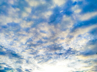 Obraz premium Gorgeous White Clouds on Blue Horizon