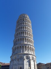 the leaning tower of pisa, single view