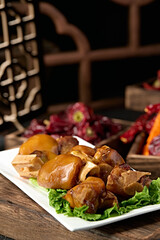 Pig's trotter chunks