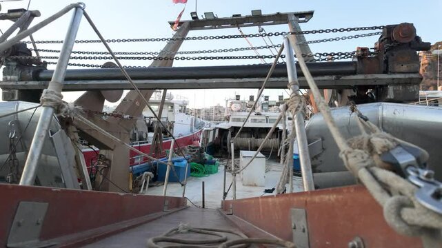 Slow motion trawler rigging knot tying in blanes port