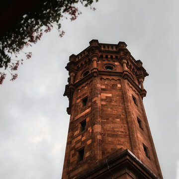 Historischer Friedrich-August-Turm aus Rochlitzer Porphyr, Aussichtsturm auf dem Rochlitzer Berg, Sachsen, Deutschland
