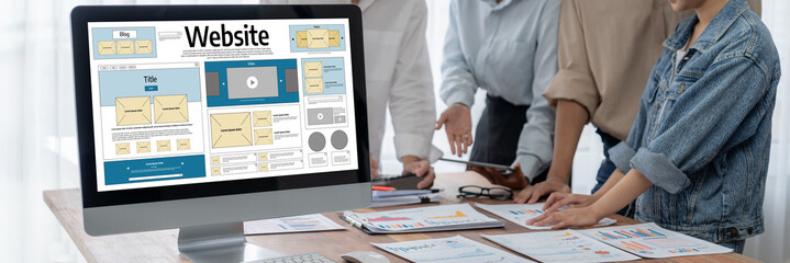 Website design software provide brisk template for online retail business and e-commerce