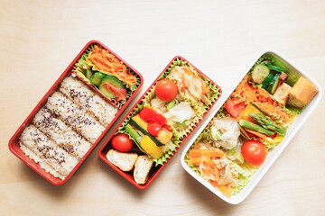 手作りのお弁当