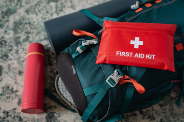 Naklejka premium A wellprepared backpack is essential for anyone embarking on outdoor adventures or engaging in daily activities it should include a first aid kit that is fully equipped for emergencies