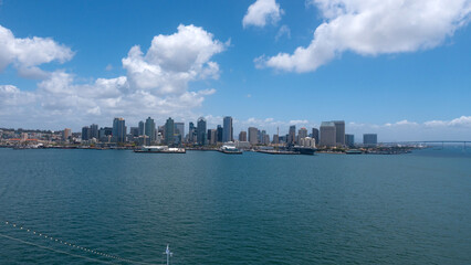 Obraz premium San Diego United States. Coast city. Aerial cityscape of bay with building and ocean. Skyline and cityscape. San Diego Bay in marina district.